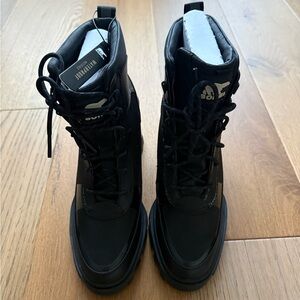 Sorel Black Lace Up Boots